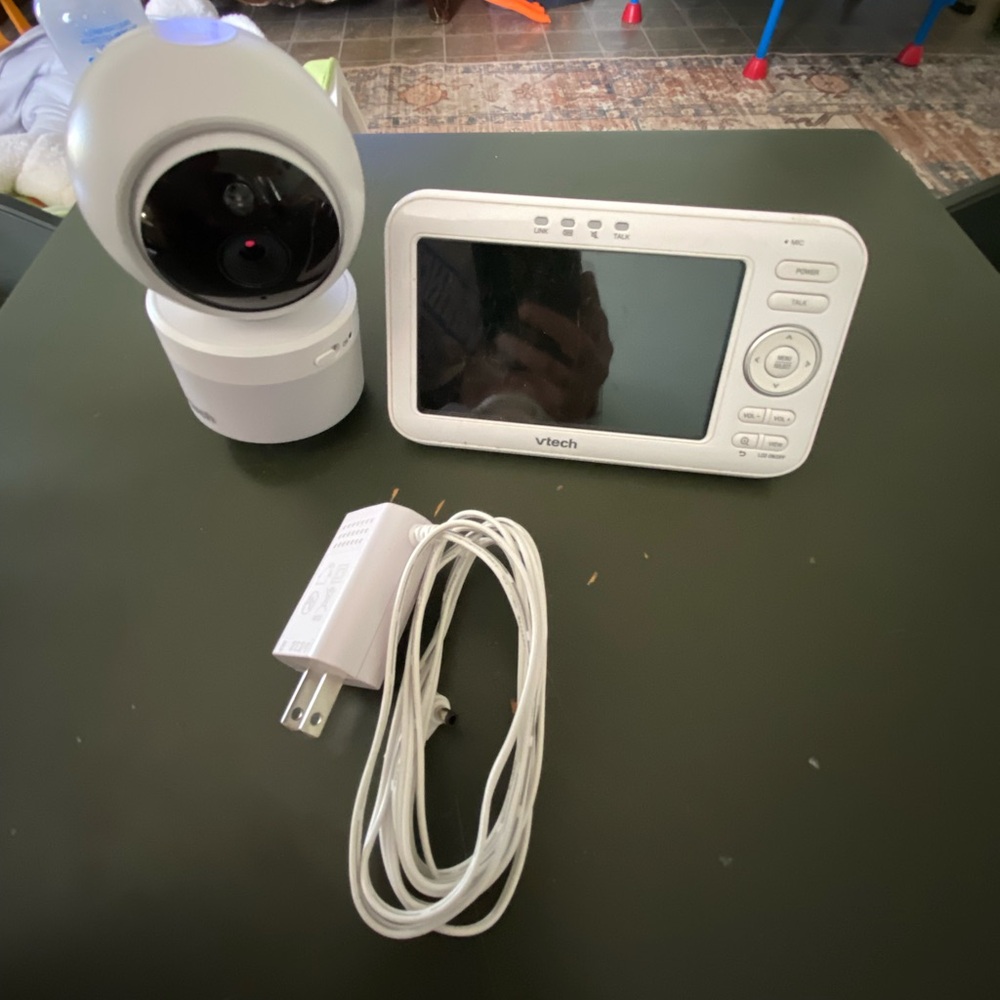V-tech baby monitor